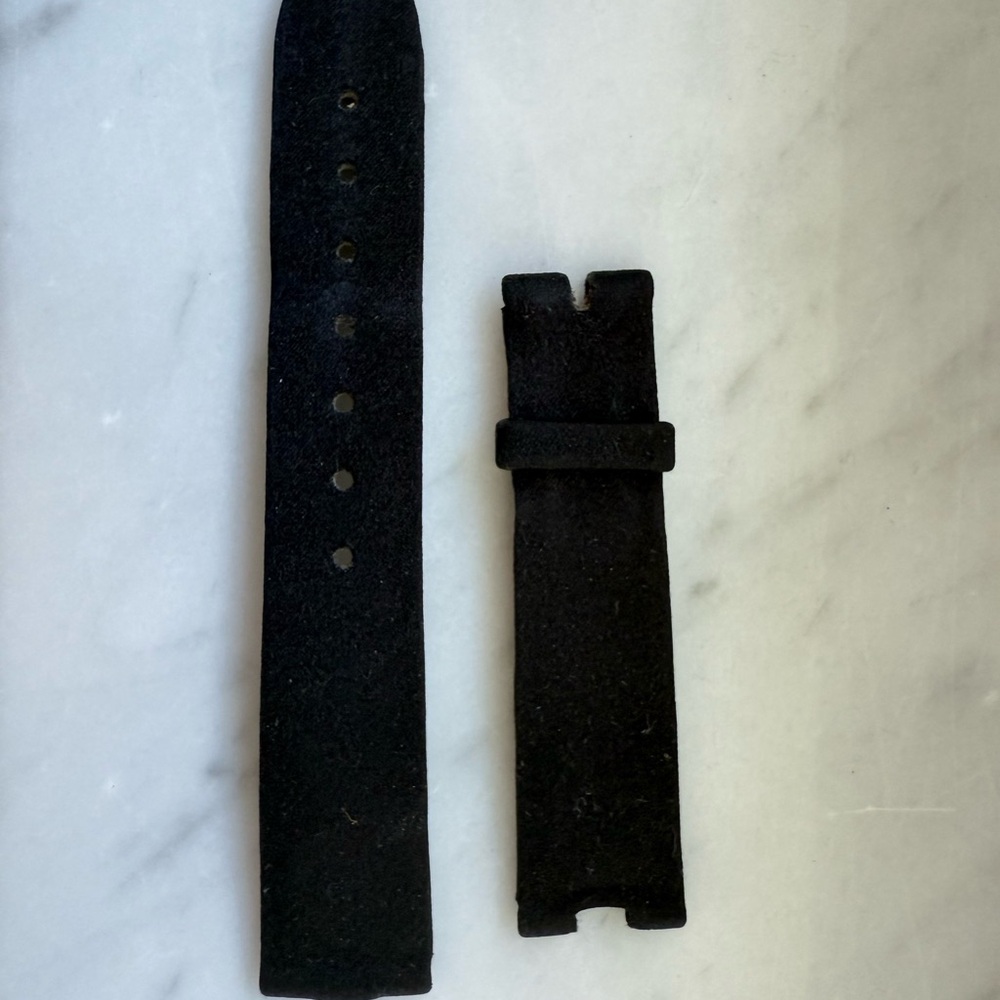 Elegant Black Watch Strap